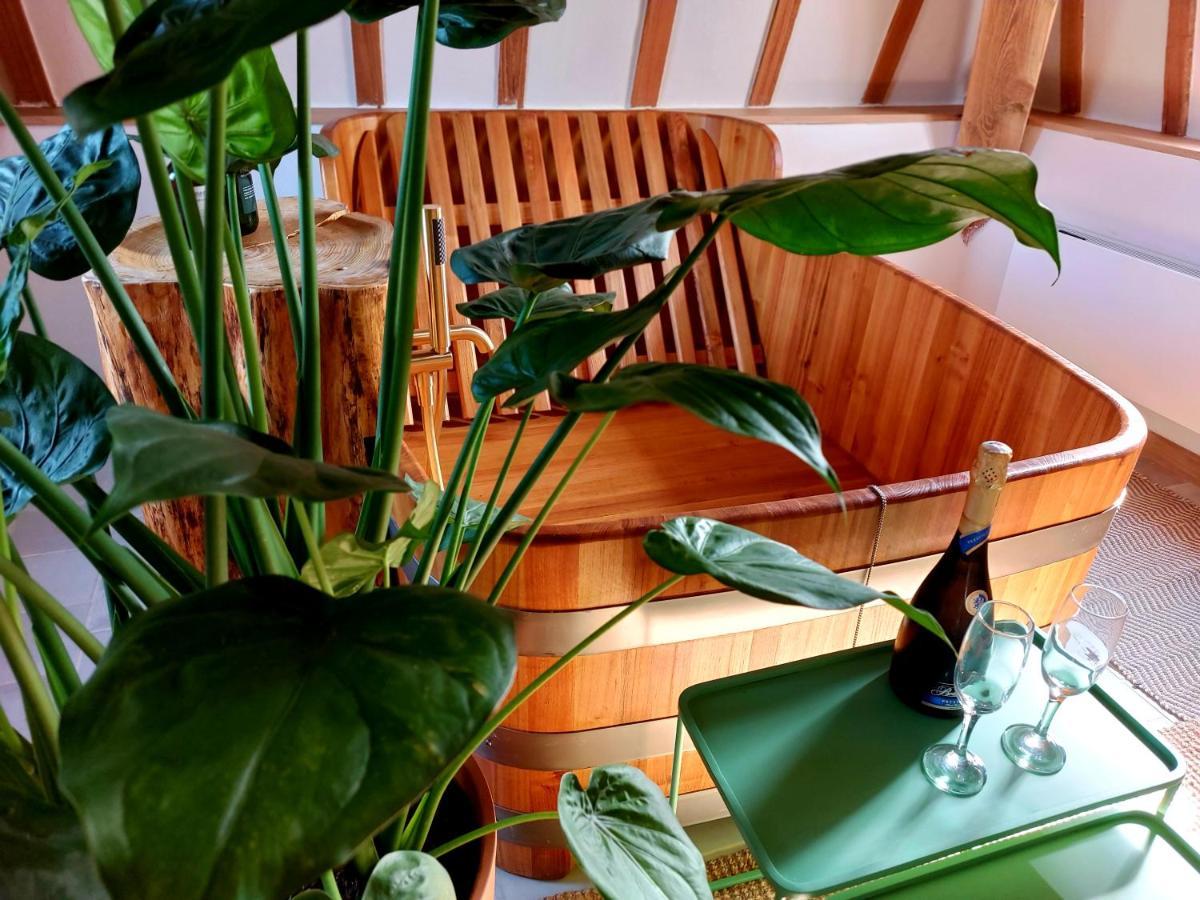 Les Suites De Petit Bomal Durbuy Εξωτερικό φωτογραφία